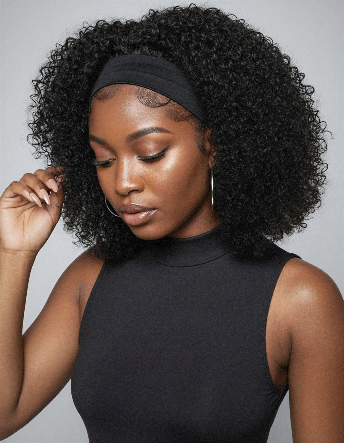 Perruque bandeau crépue kinky curly portée de trois quarts